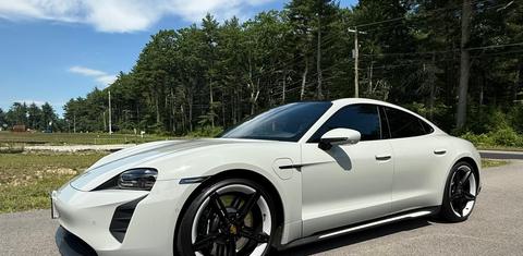 Porsche Taycan 2022