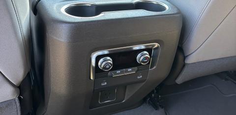 GMC Yukon 2024