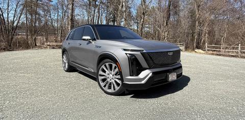 Cadillac VISTIQ 2026