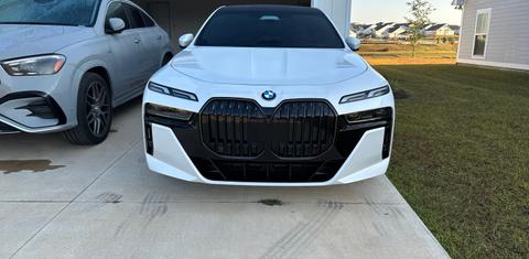 BMW 7 Series 2024
