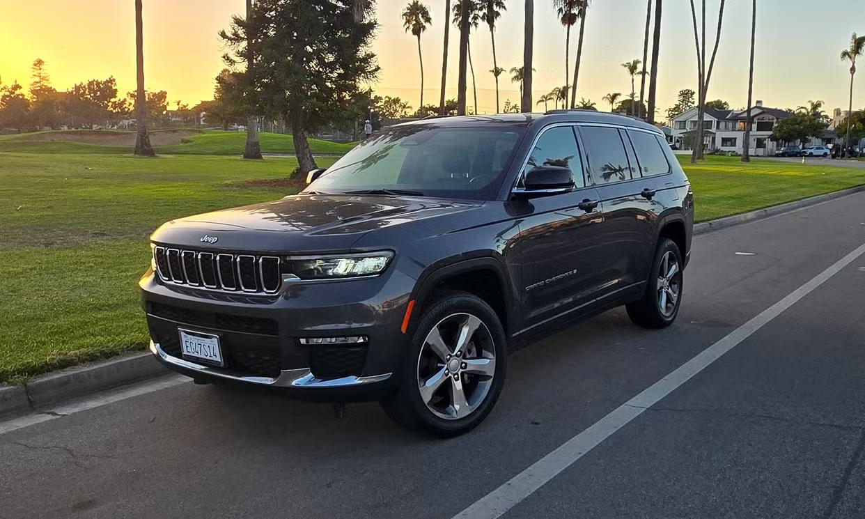 Jeep Grand Cherokee L 2024 in Boston, MA