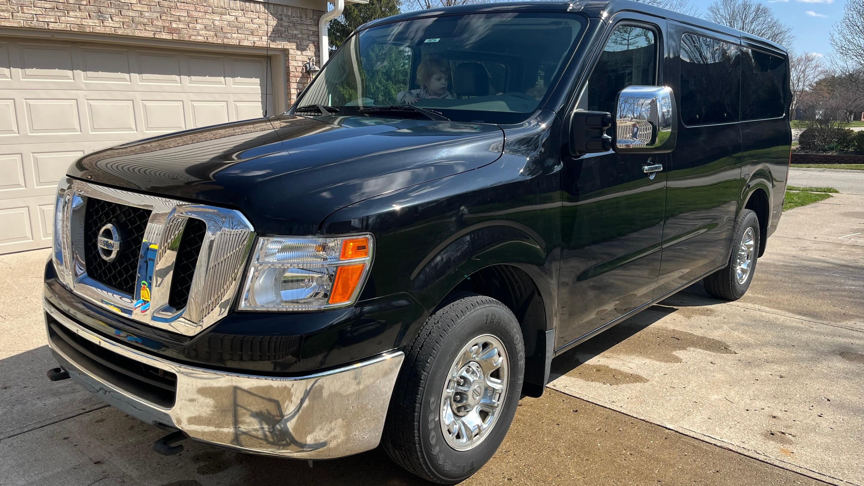 Nissan NV 2016 in Carmel, IN