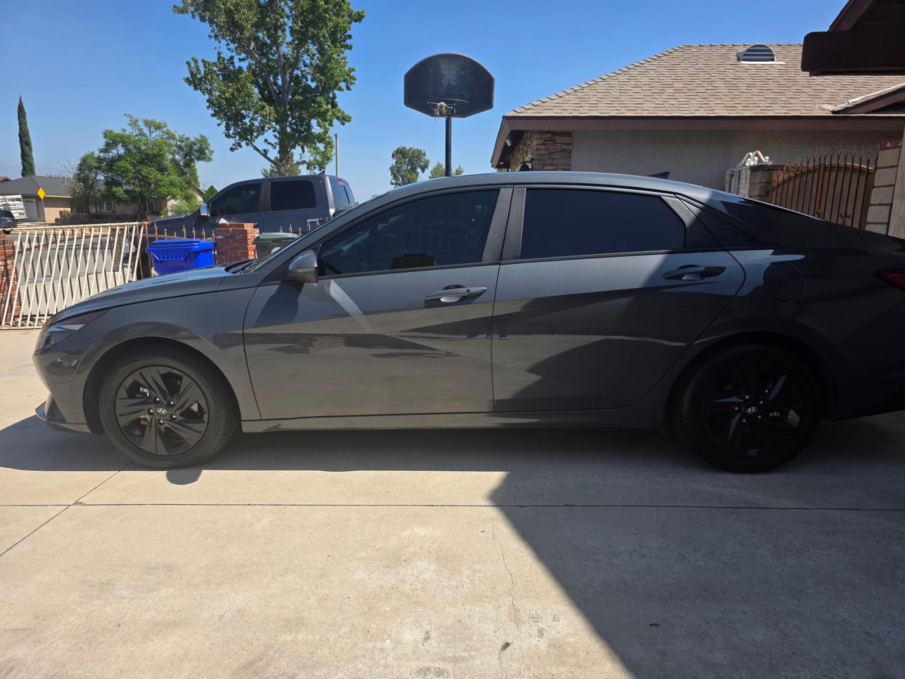 Hyundai Elantra Hybrid 2023 in Fontana, CA