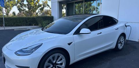 Tesla Model 3 2022