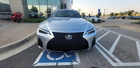 Lexus IS 2023