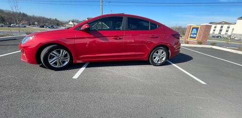 Hyundai Elantra 2019