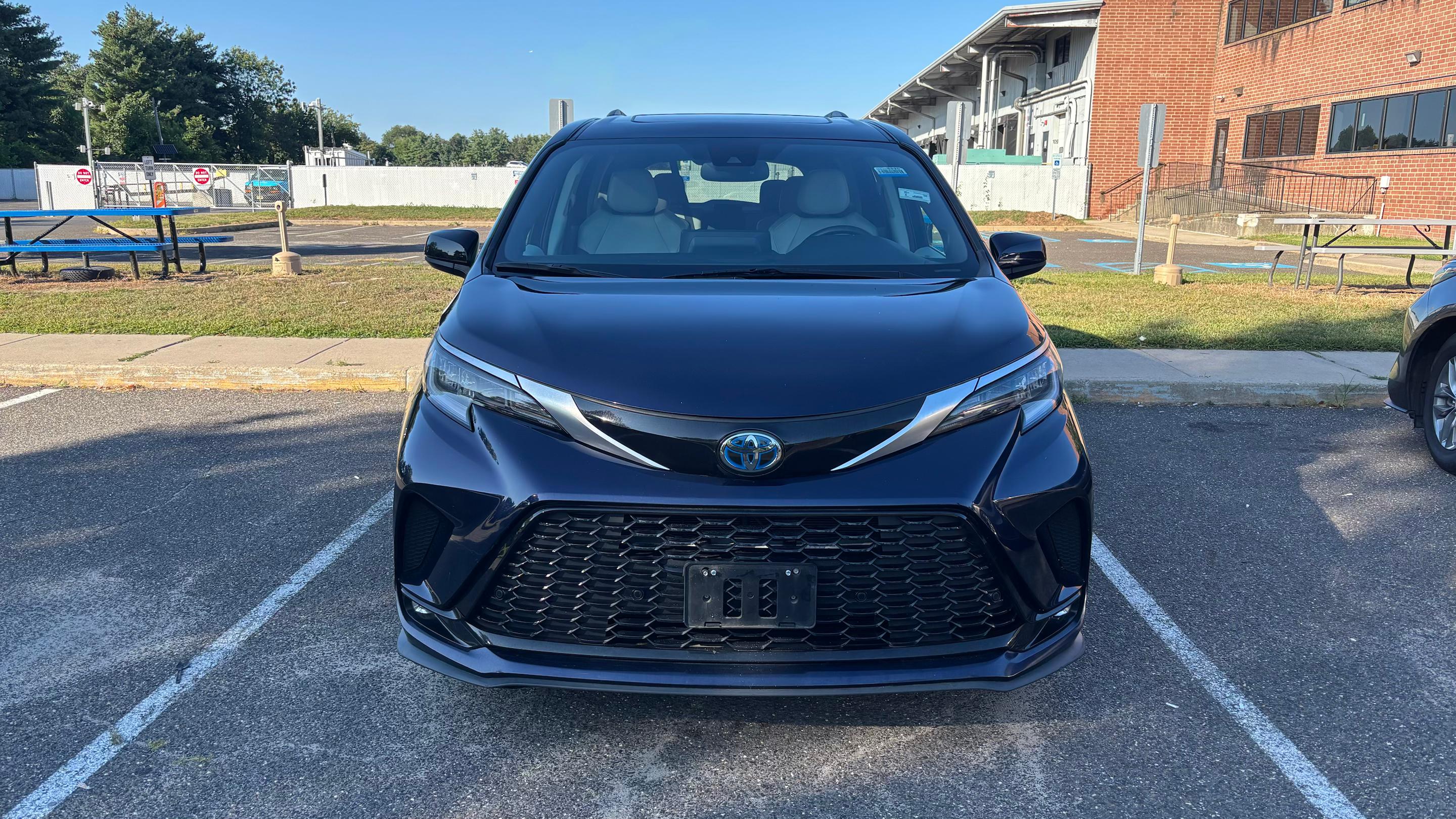 Toyota Sienna 2022 in Philadelphia, PA