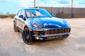 Porsche Macan car