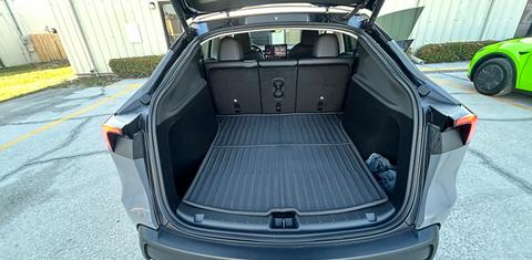 Tesla Model Y 2026