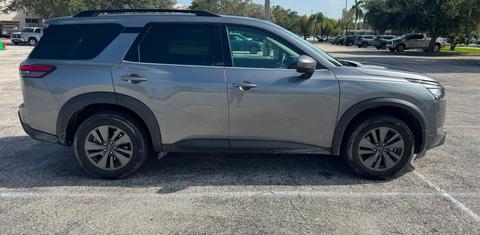 Nissan Pathfinder 2025