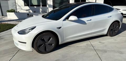 Tesla Model 3 2018