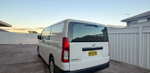 Toyota HIACE 2024