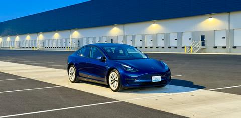 Tesla Model 3 2022