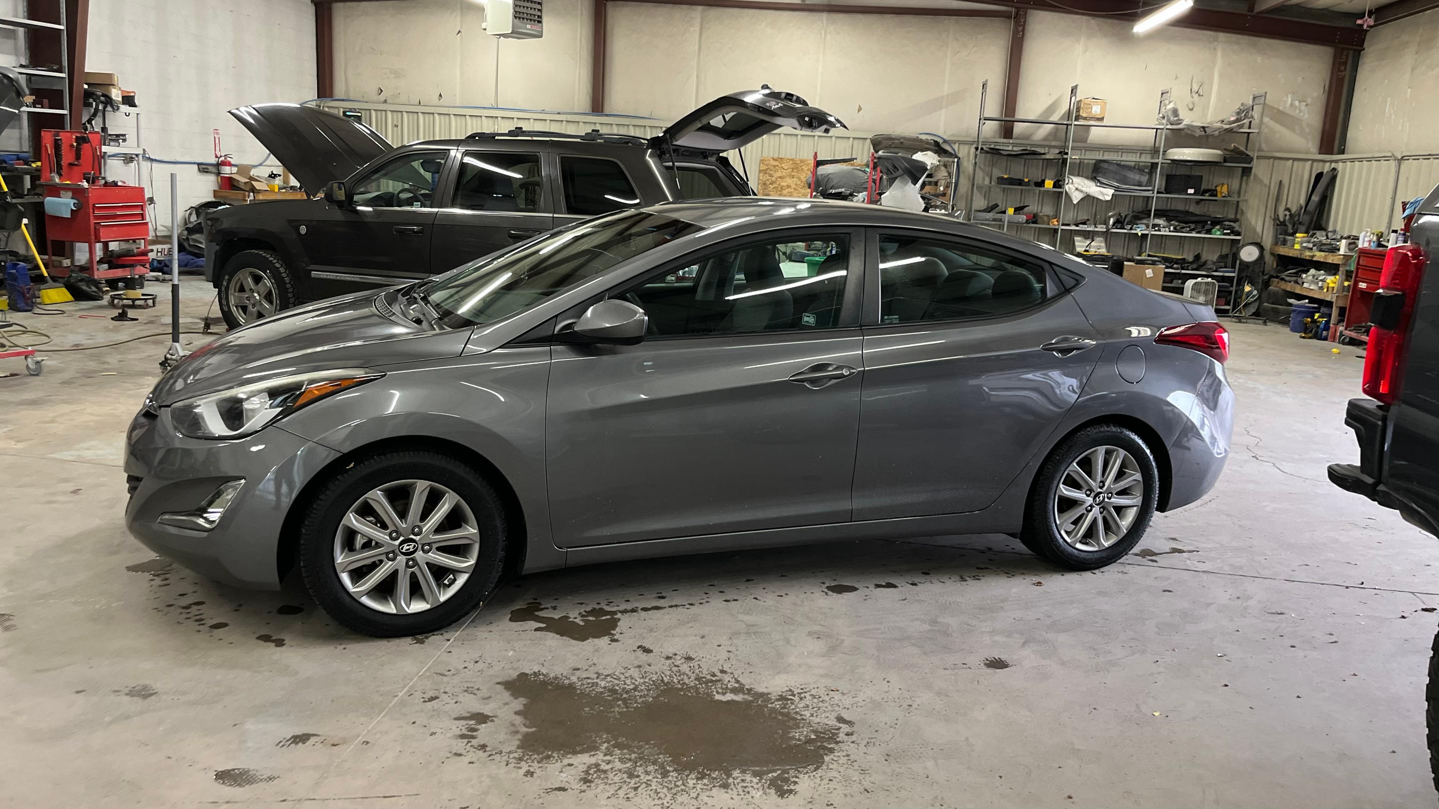 Hyundai Elantra 2014 in 