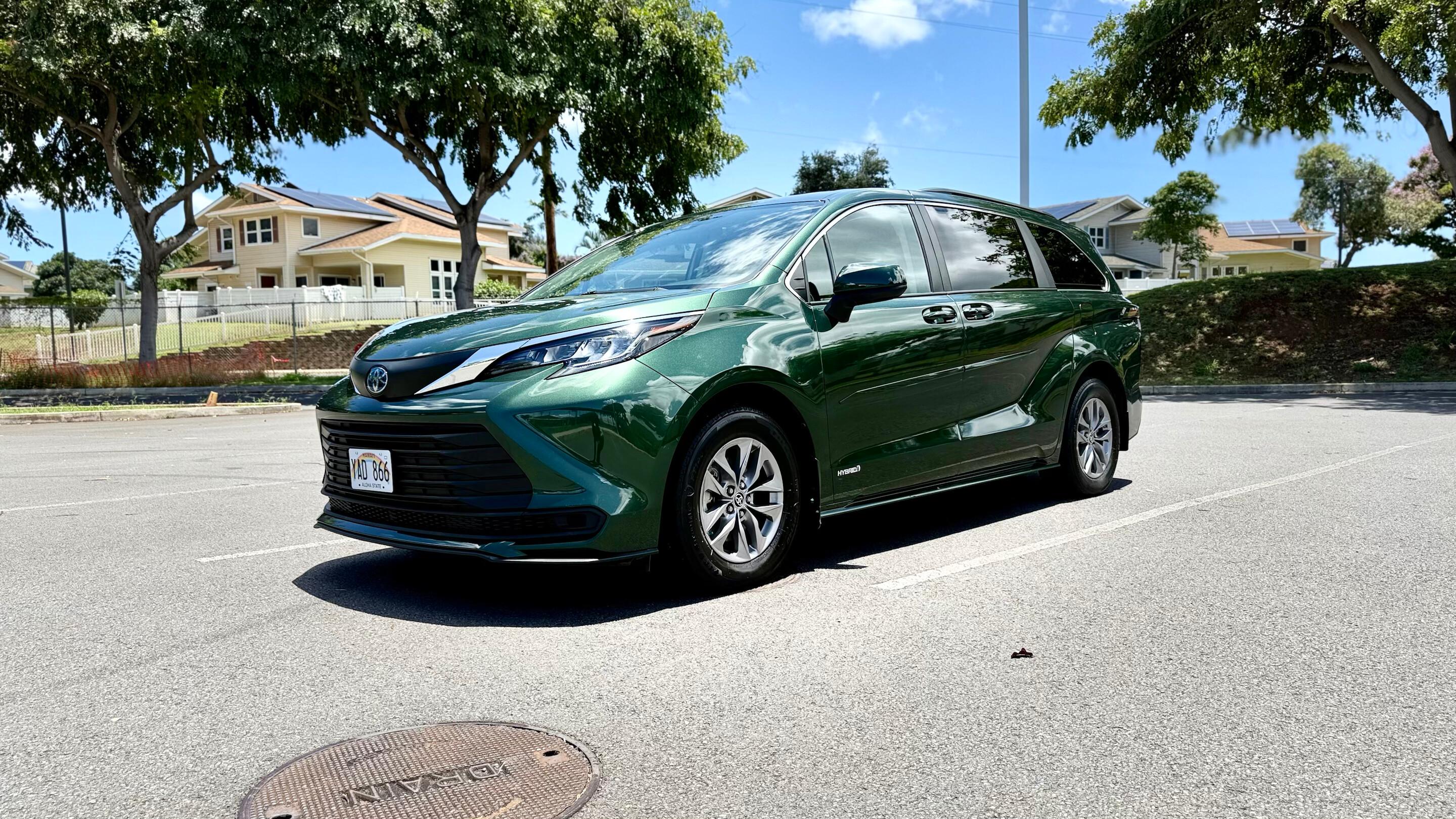 Toyota Sienna 2021 in Honolulu, HI