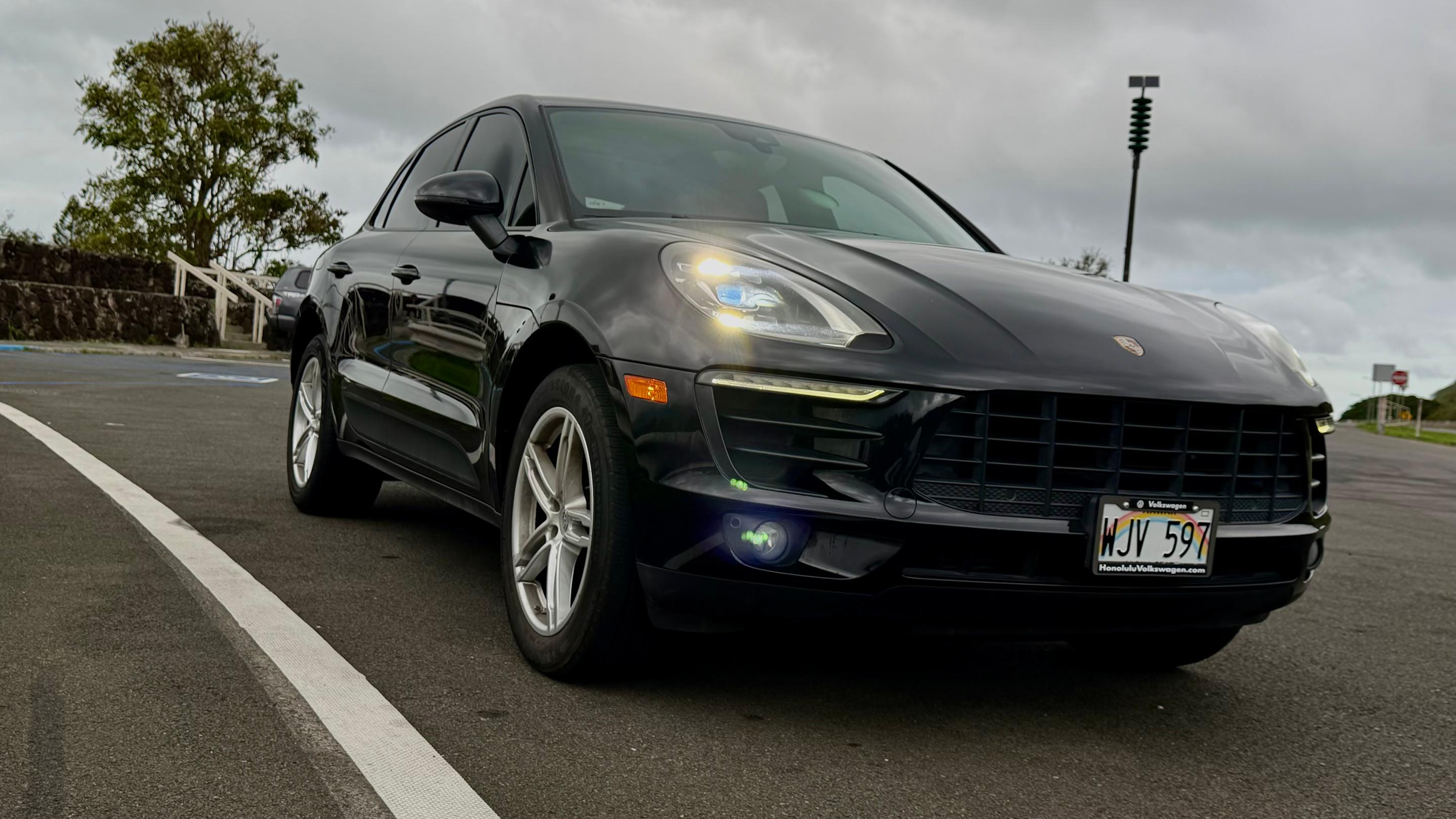 Porsche Macan 2018 in Kaneohe, HI