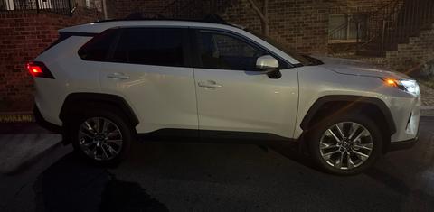Toyota RAV4 2025