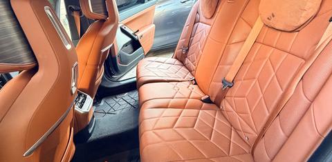 BMW i7 2025