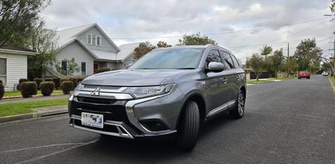 Mitsubishi OUTLANDER 2019