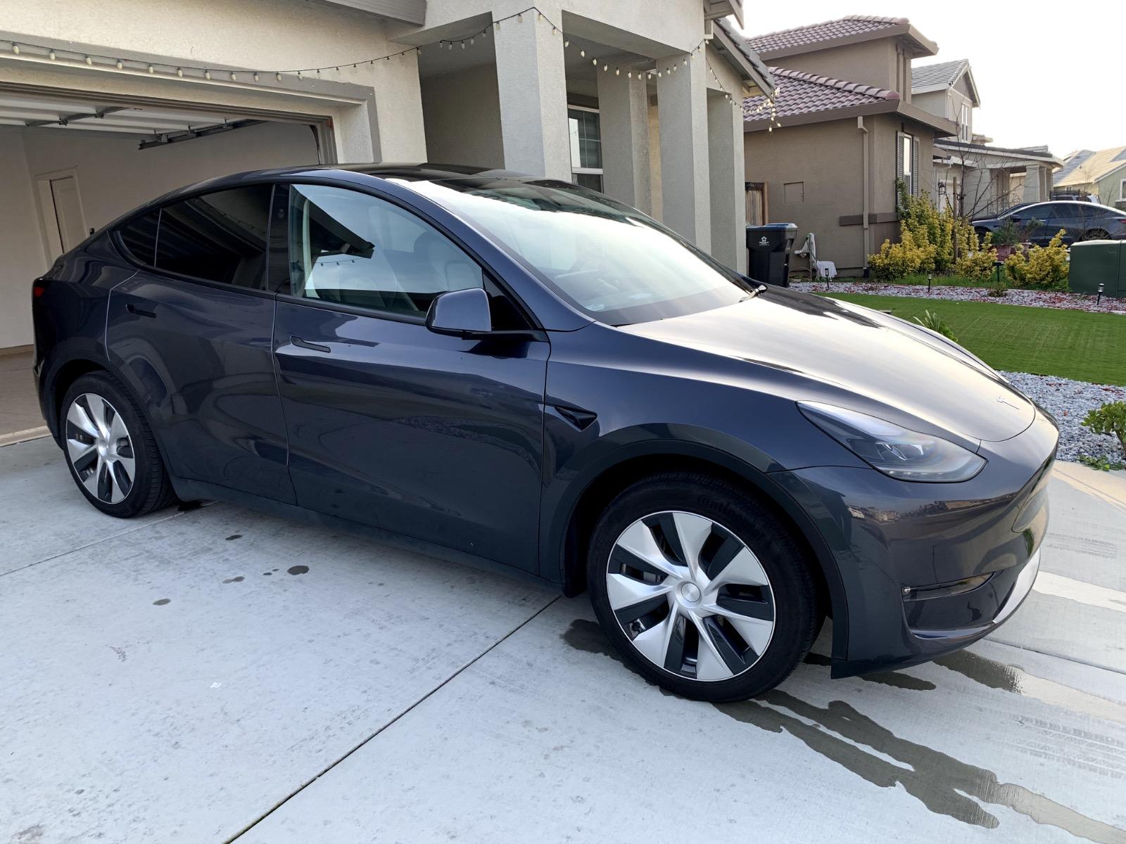 Tesla Model Y 2024 à Swartz Bay, BC