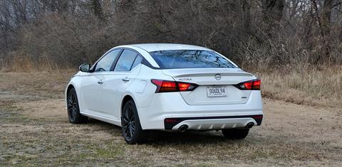 Nissan Altima 2025