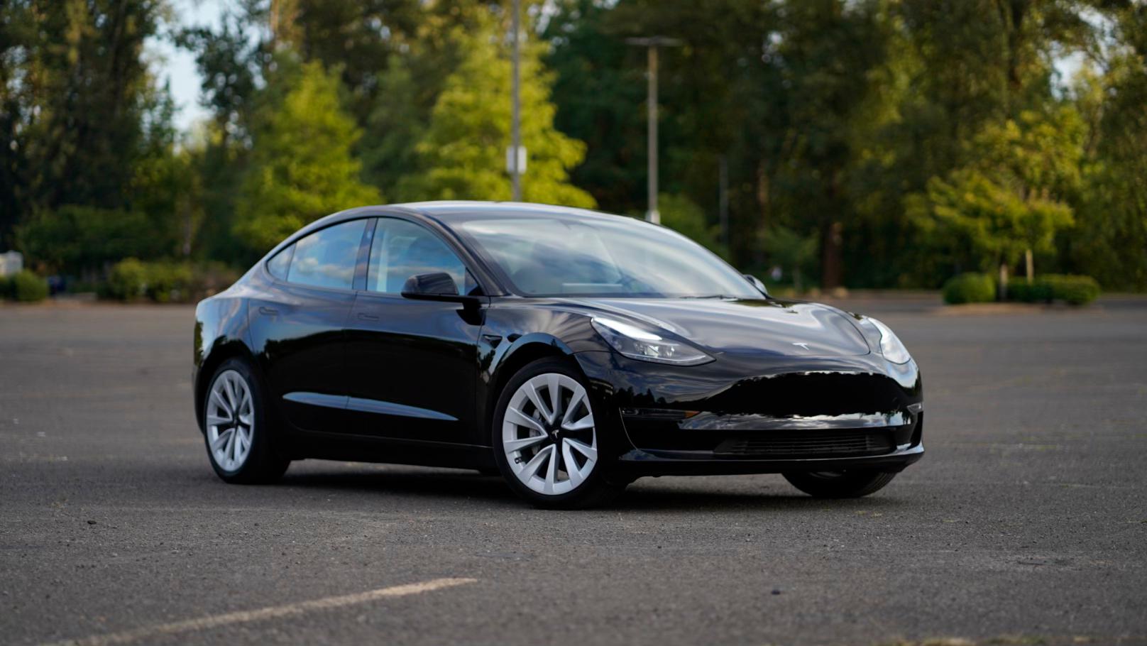 Tesla Model 3 2023 in Eugene, OR