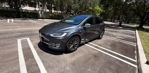 Tesla Model X 2018