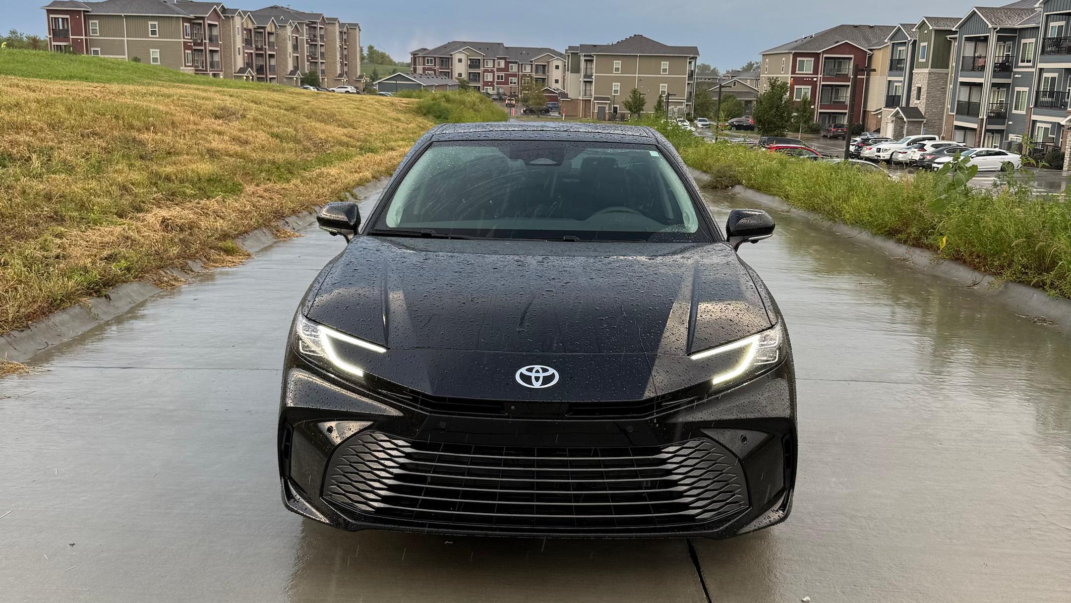 Toyota Camry Hybrid 2026 in Omaha, NE