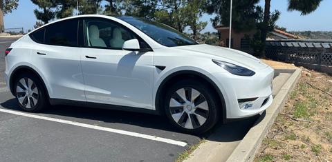 Tesla Model Y 2021