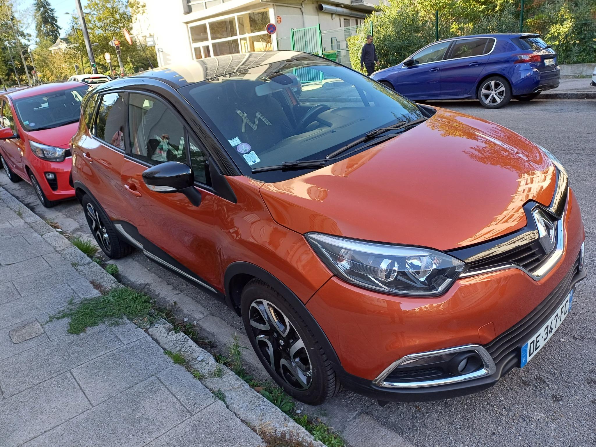 Renault CAPTUR 2014 à Grenoble