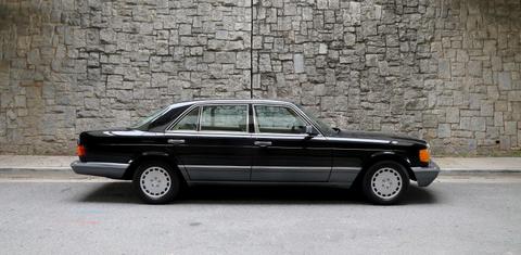 Mercedes-Benz 560 SEL 1991