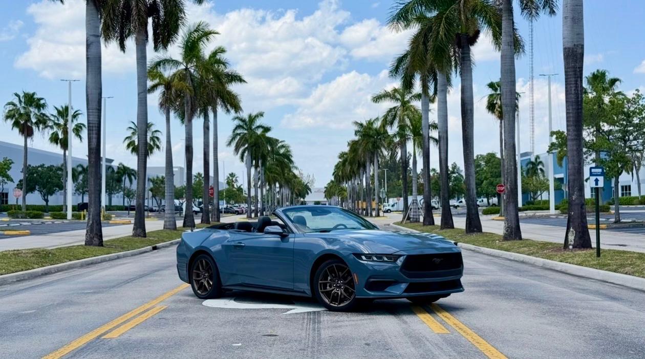 Ford Mustang 2024 in Hallandale Beach, FL