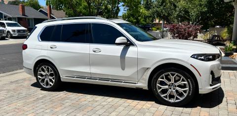 BMW X7 2021