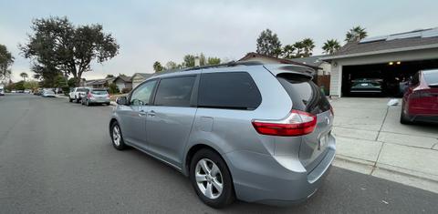 Toyota Sienna 2016