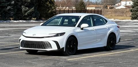 Toyota Camry Hybrid 2025