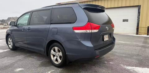 Toyota Sienna 2013
