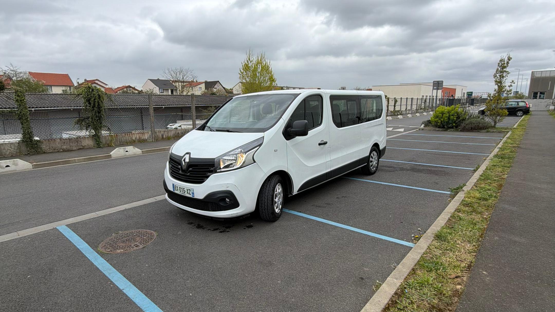 Renault TRAFIC III 2018 à Orly