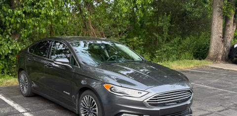 Ford Fusion Hybrid 2018
