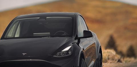 Tesla Model Y 2025