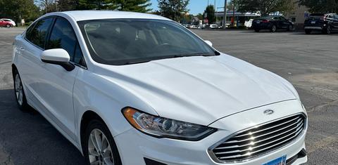 Ford Fusion Hybrid 2020