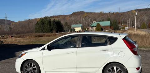 Hyundai Accent 2015
