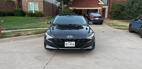 Hyundai Elantra 2021