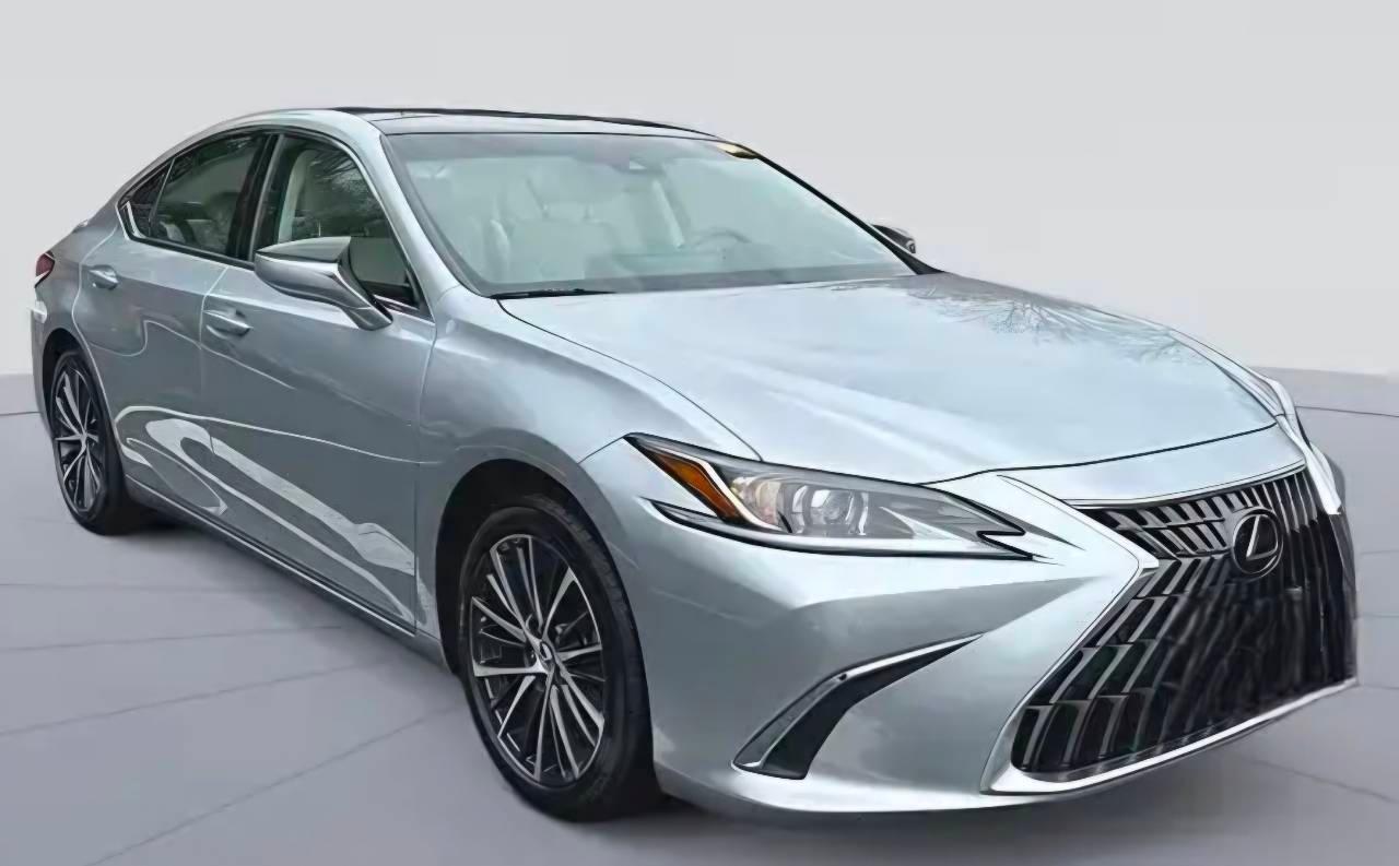 Lexus ES 2022 in Puyallup, WA