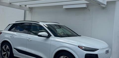 Audi Q6 e-tron 2025