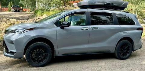 Toyota Sienna 2023