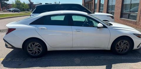 Hyundai Elantra 2024