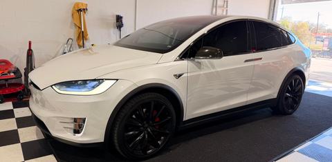 Tesla Model X 2020