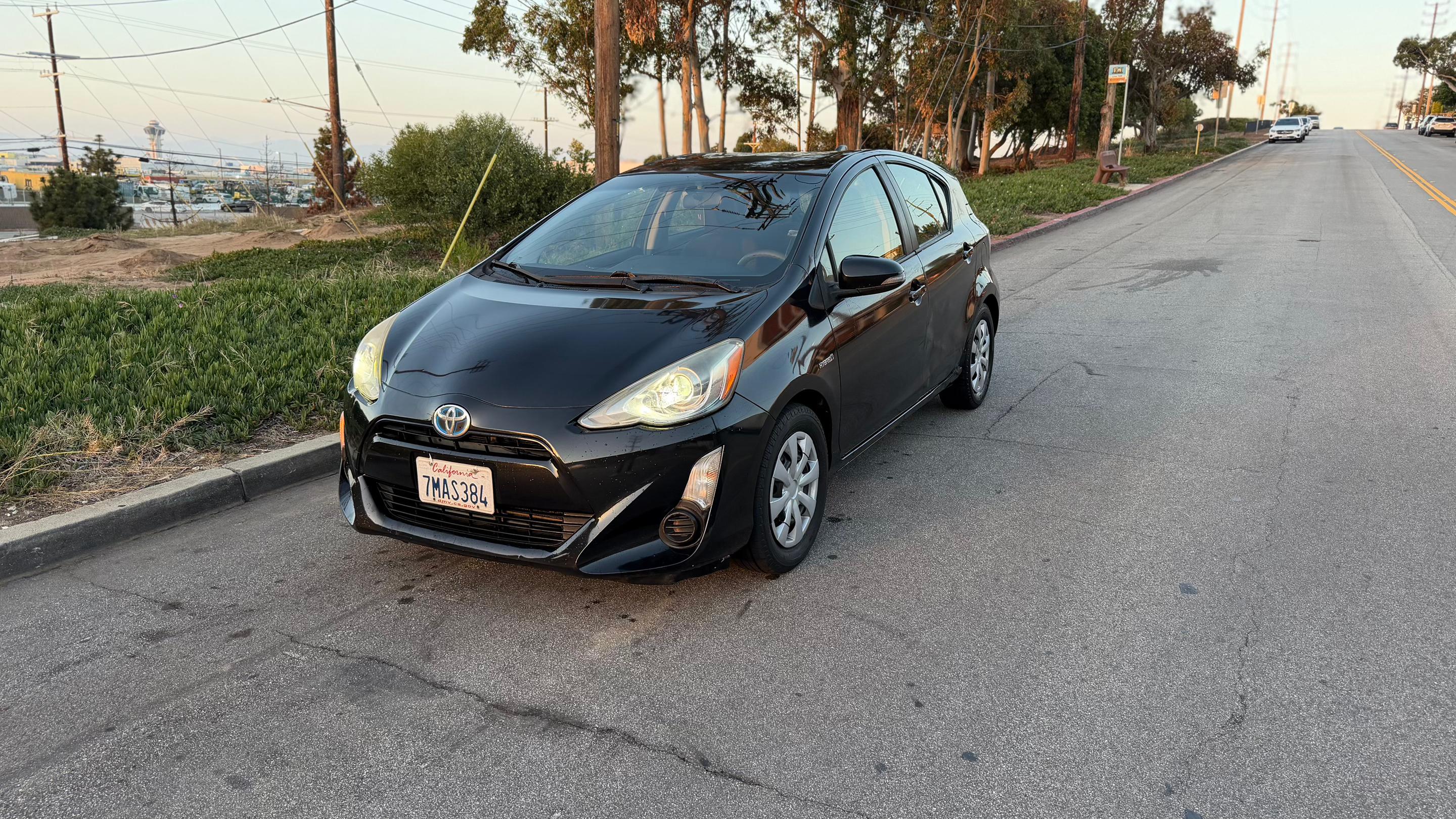 Toyota Prius c 2015 in 