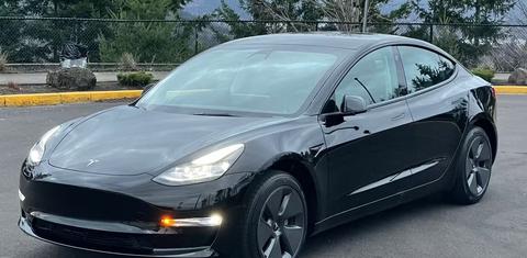 Tesla Model 3 2022
