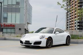 Porsche 911 2019 in Brossard